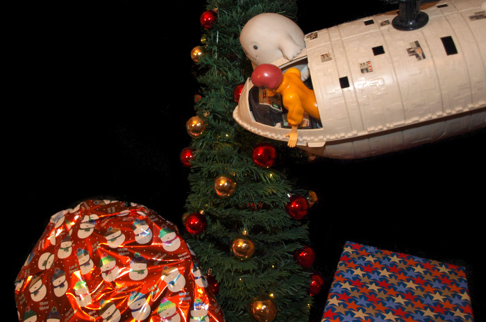 Chief Inspector Grey-um #2 - Grey-um and Dinkley, in the troop transport, above the Christmas tree.