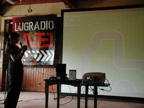 LugRadio 2006: Sarah Ewen Demos the Linux on the PS2 Sarah Ewen Demos the Linux on the PS2
